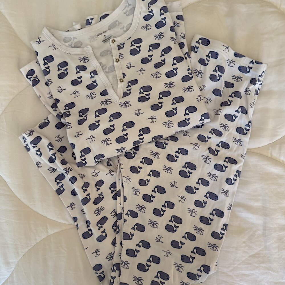 Roller Rabbit Whale print PJS size S